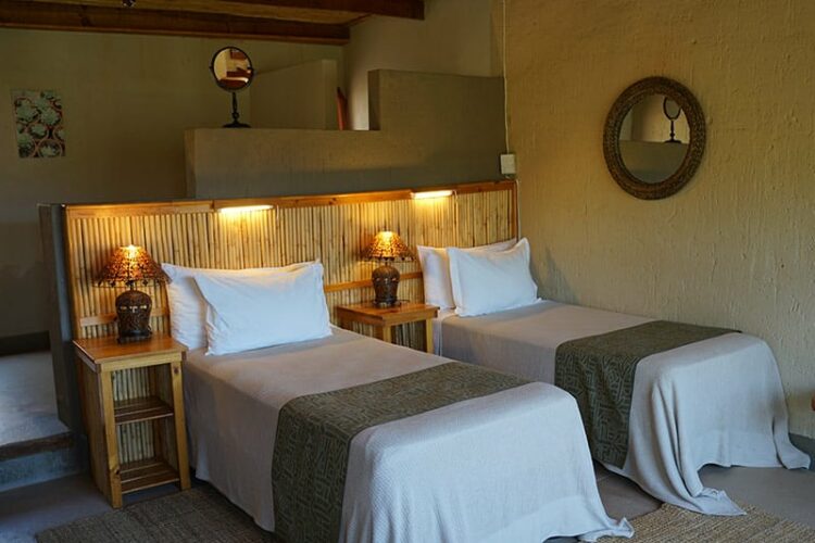 africa-inn-01
