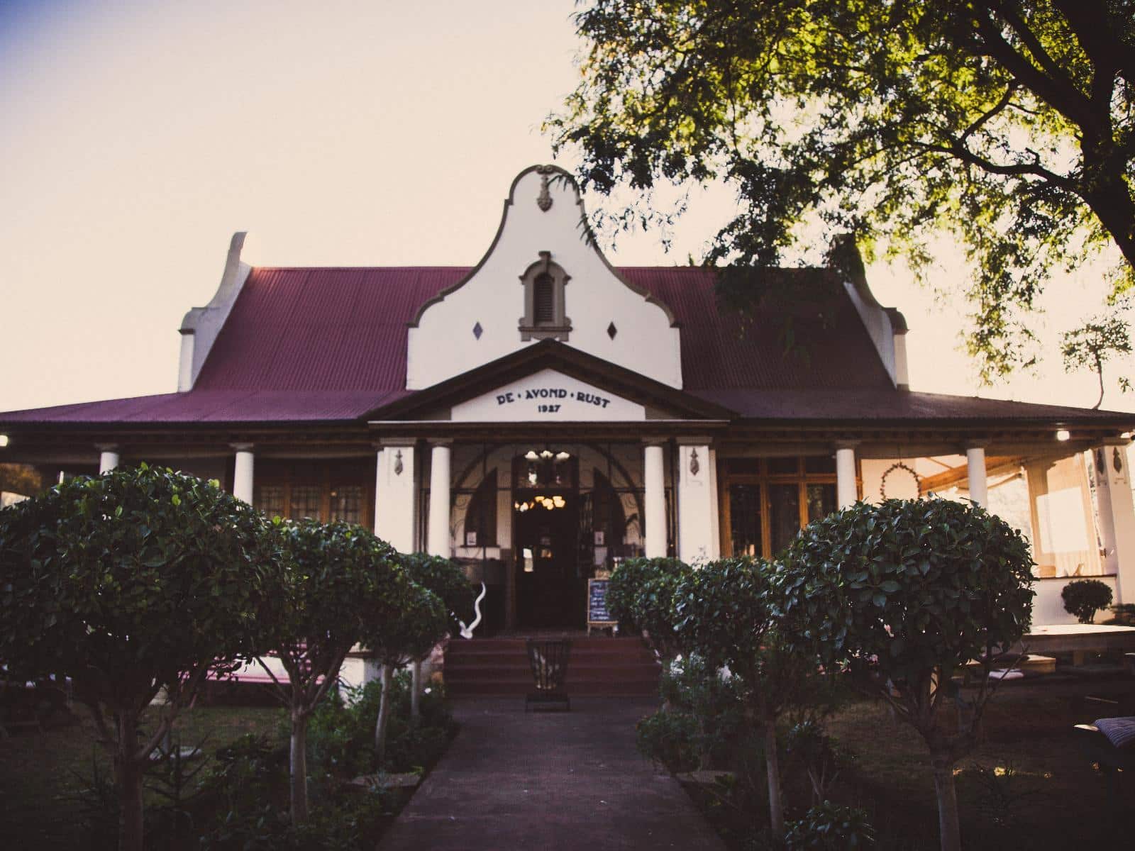 Raw Karoo Guest House